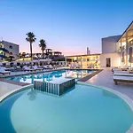 Kellys Luxury Apartments